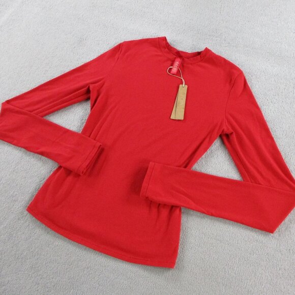SKIMS Cotton Jersey Long Sleeve T Shirt Womens Small Cranberry Red Crewneck NWT - Picture 3 of 9